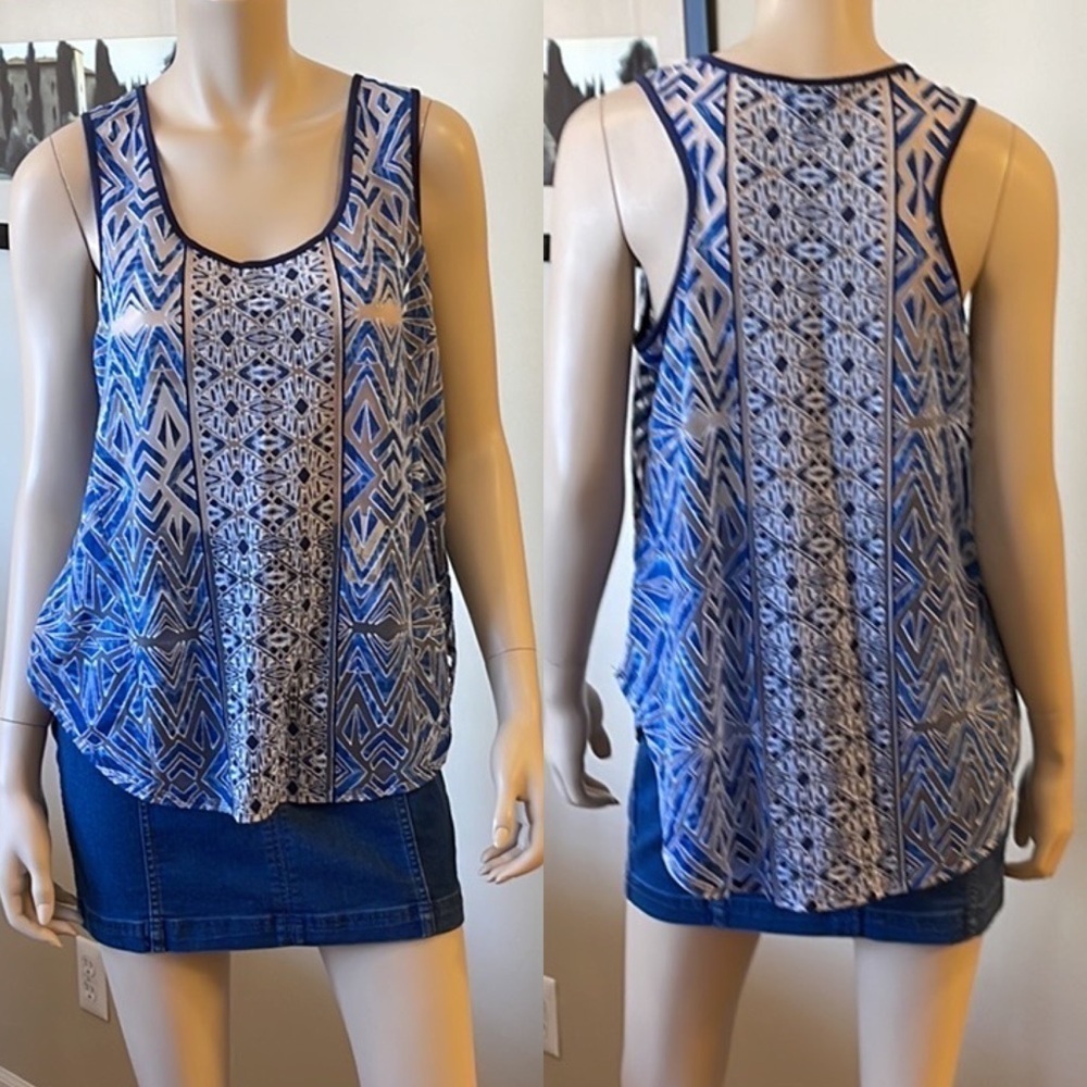 Mossimo Blue Aztec Print Racerback Tank. D/66/A1273